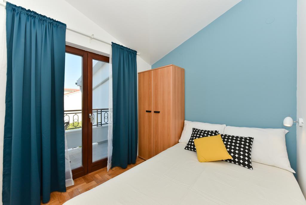 Mediterraneo Garden Apartments Petrcane Exterior foto